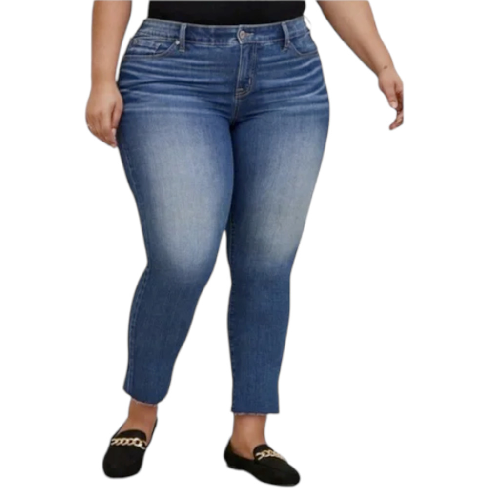 Torrid Crop Boyfriend Vintage Stretch Raw Hem 5-Pocket Jean, Medium Blue, Sz 26